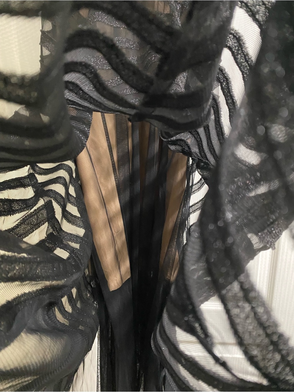 BCBGMAXAZRIA Metallic BlackTulle Chevron High-Low Evening Fairy Dress Elegant 0 - Picture 9 of 16